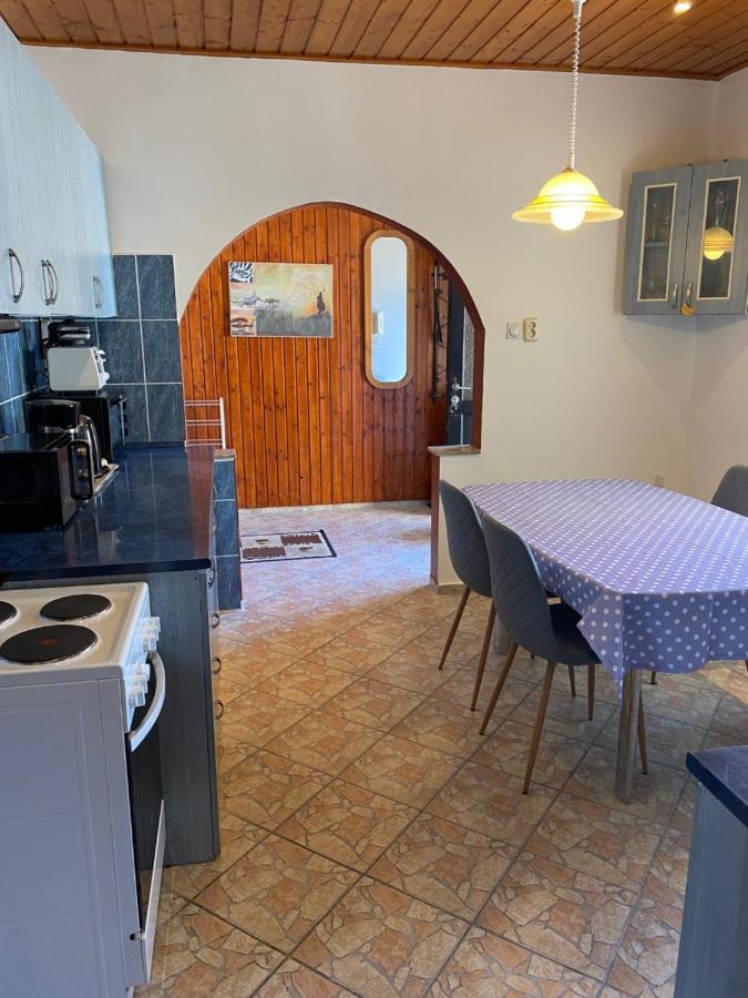 House Damado Deluxe Villa Otteveny Eksteriør billede
